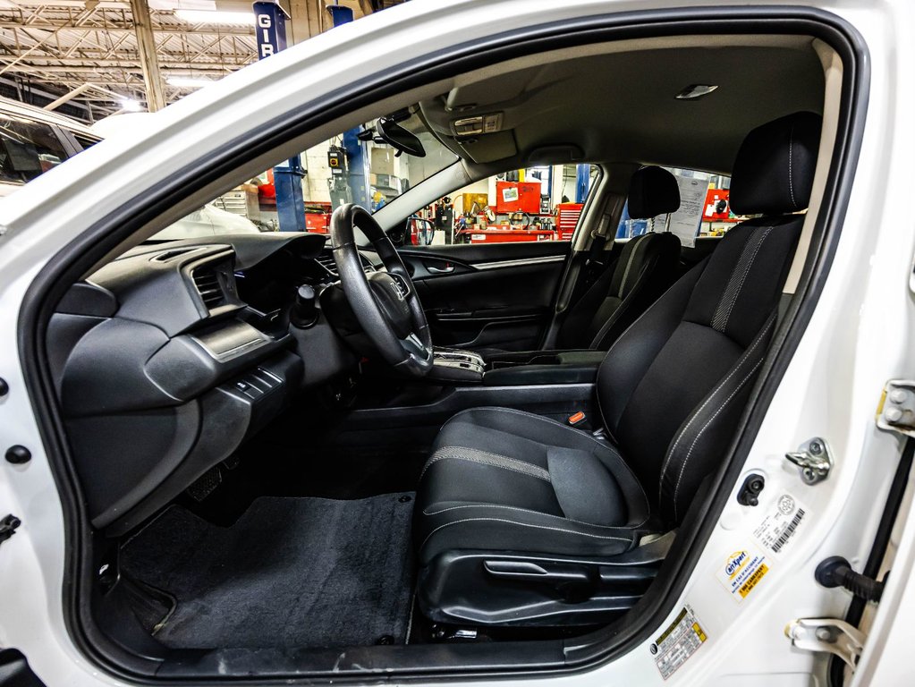 Honda Civic Sedan LX 2018 à Montréal, Québec - 18 - w1024h768px