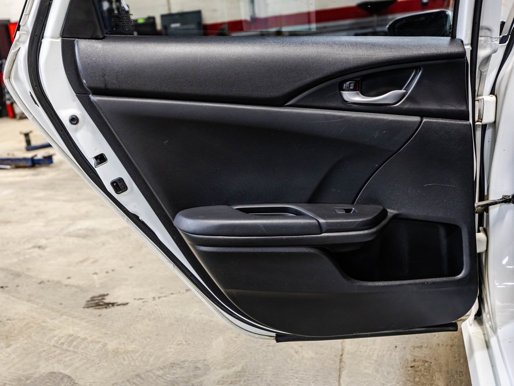 2019 Honda Civic Sedan Sport in Montréal, Quebec - 13 - w1024h768px