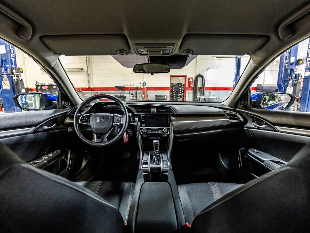2019 Honda Civic Sedan LX in Montréal, Quebec - 14 - w1024h768px