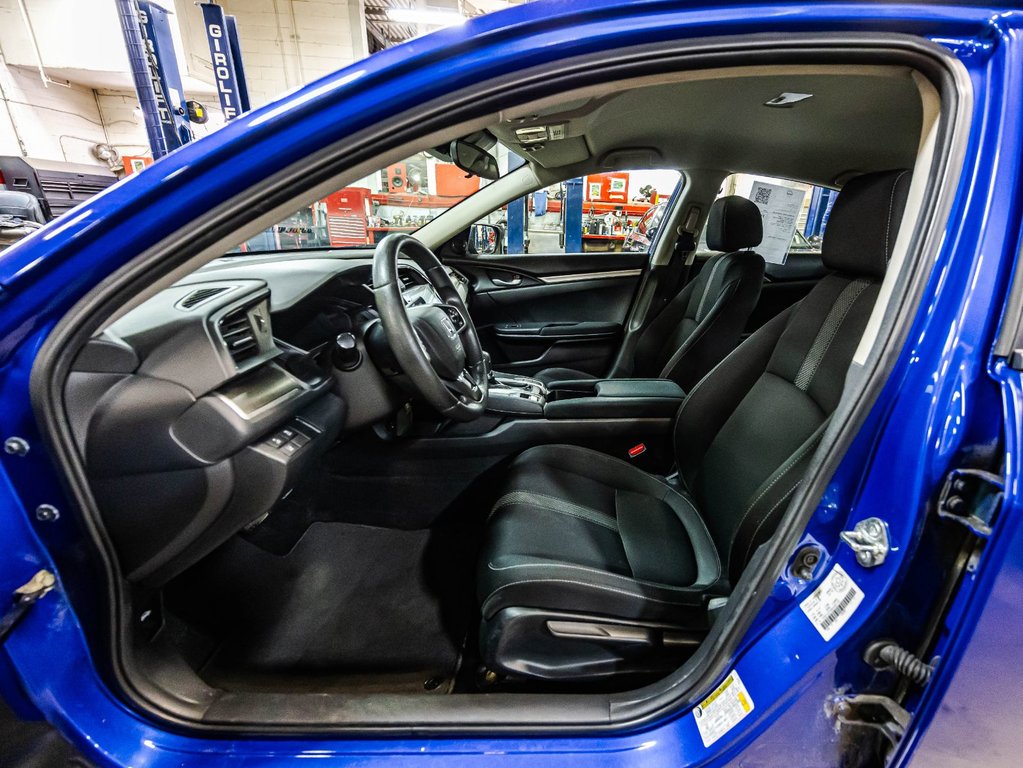 2019 Honda Civic Sedan LX in Montréal, Quebec - 18 - w1024h768px