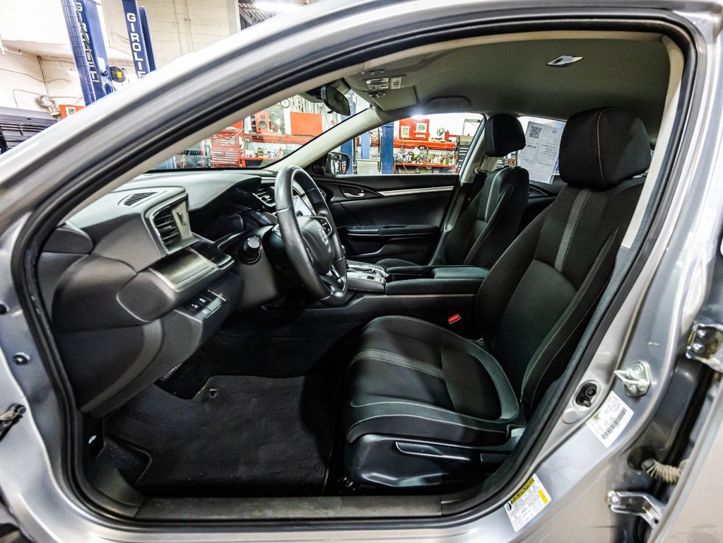 2019 Honda Civic Sedan LX in Montréal, Quebec - 18 - w1024h768px