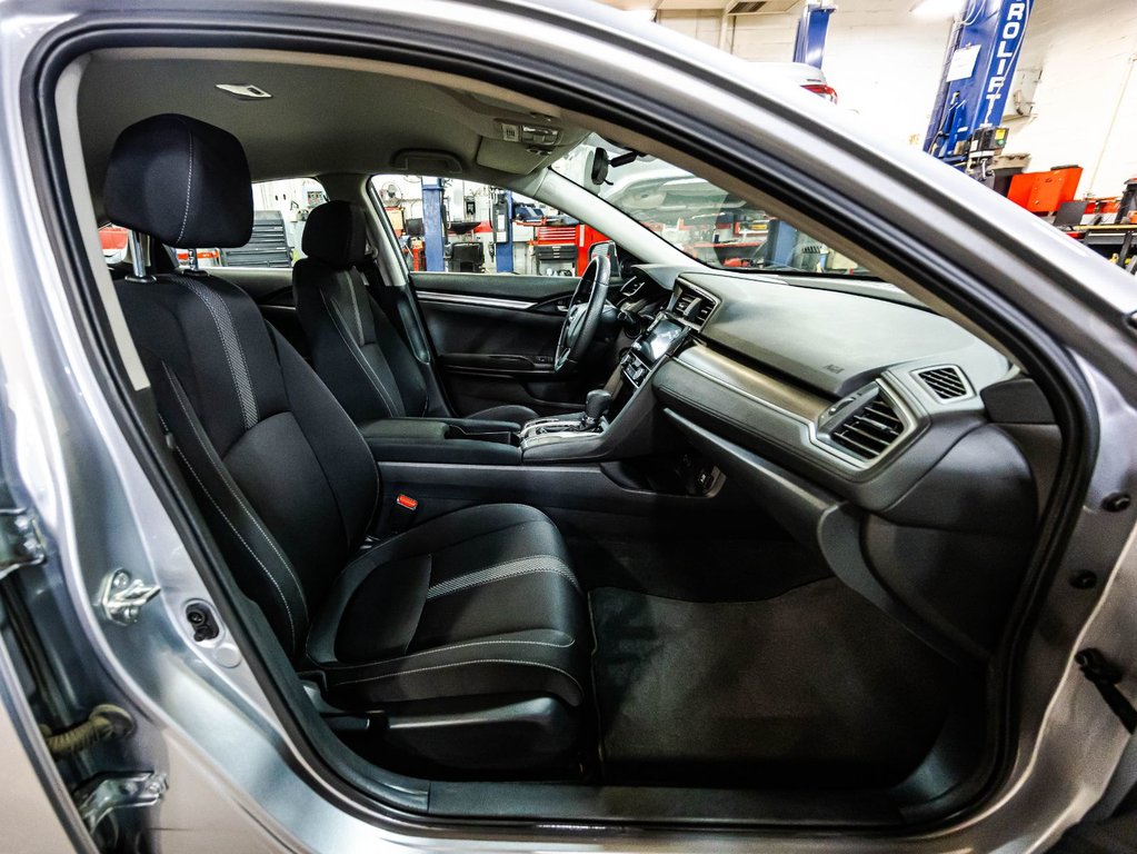 2019 Honda Civic Sedan LX in Montréal, Quebec - 17 - w1024h768px