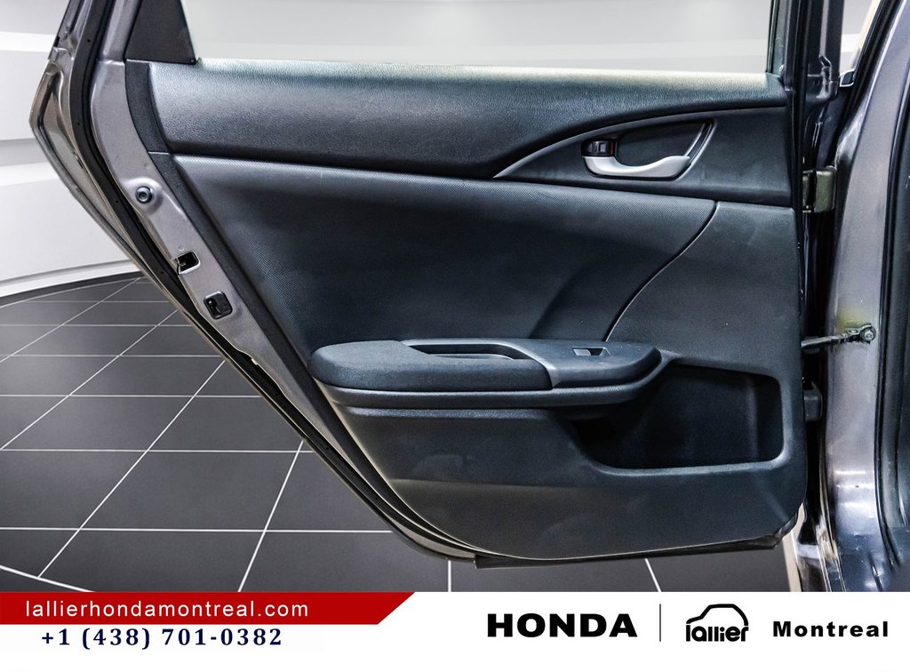 2019 Honda Civic Sedan LX in Montréal, Quebec - 13 - w1024h768px