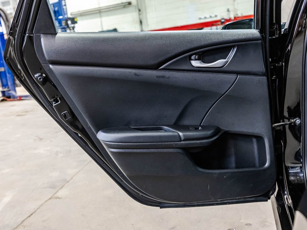 2020 Honda Civic Sedan Sport in Montréal, Quebec - 13 - w1024h768px
