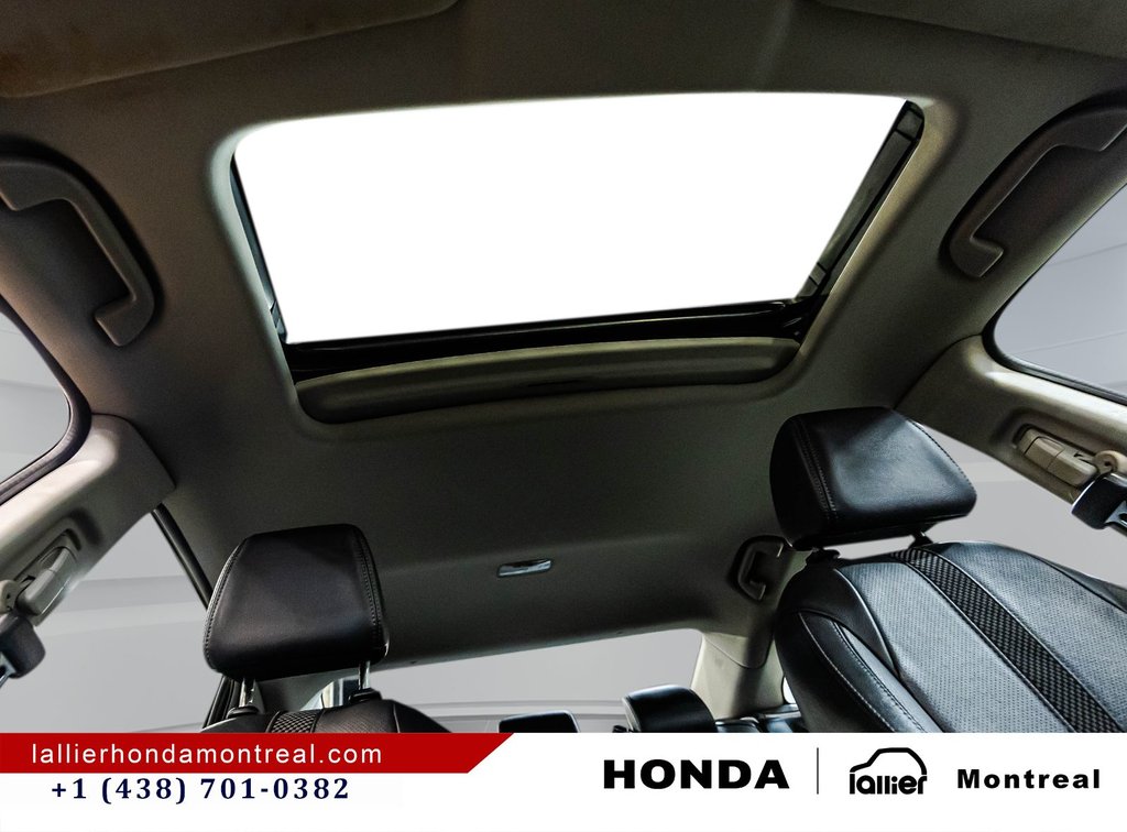 2020 Honda Civic Sedan Touring in Montréal, Quebec - 19 - w1024h768px