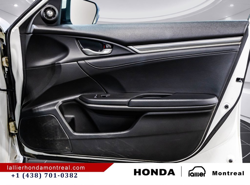2020 Honda Civic Sedan Touring in Montréal, Quebec - 17 - w1024h768px