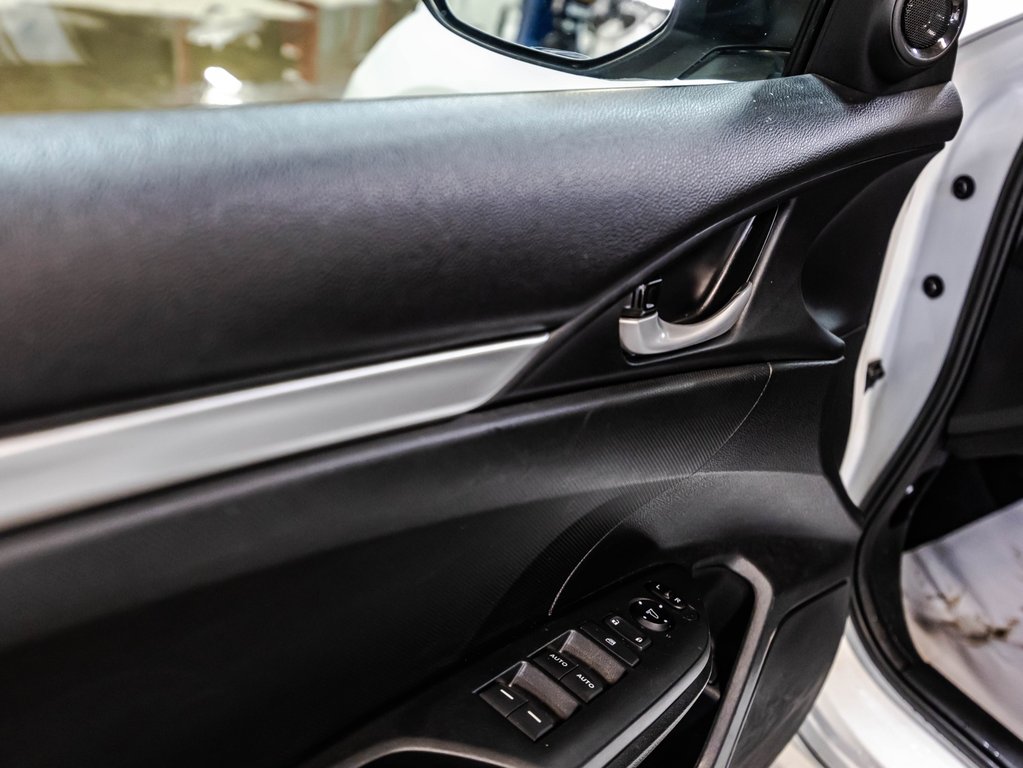 Honda Civic Sedan LX 2021 à Montréal, Québec - 11 - w1024h768px