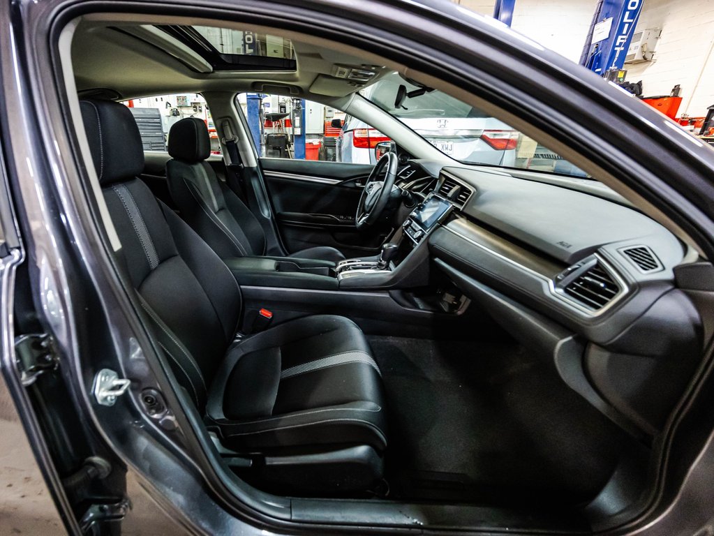 Honda Civic Sedan EX 2021 à , Québec - 18 - w1024h768px