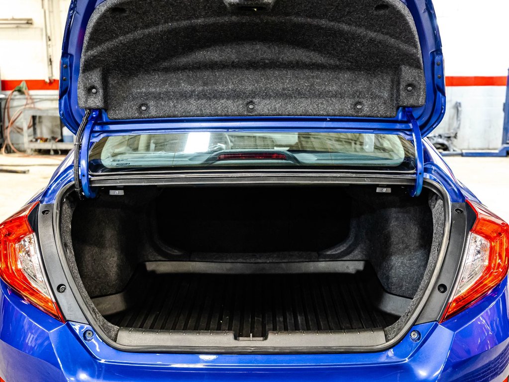 2021 Honda Civic Sedan LX in Montréal, Quebec - 15 - w1024h768px