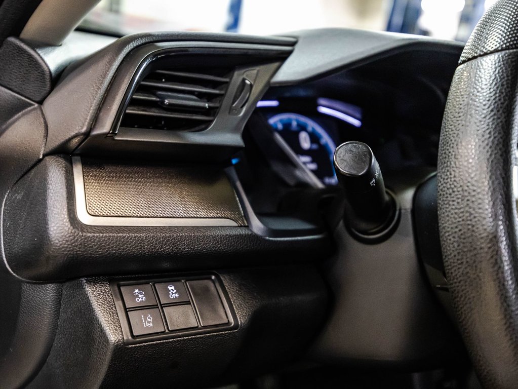 2021 Honda Civic Sedan LX in Montréal, Quebec - 20 - w1024h768px