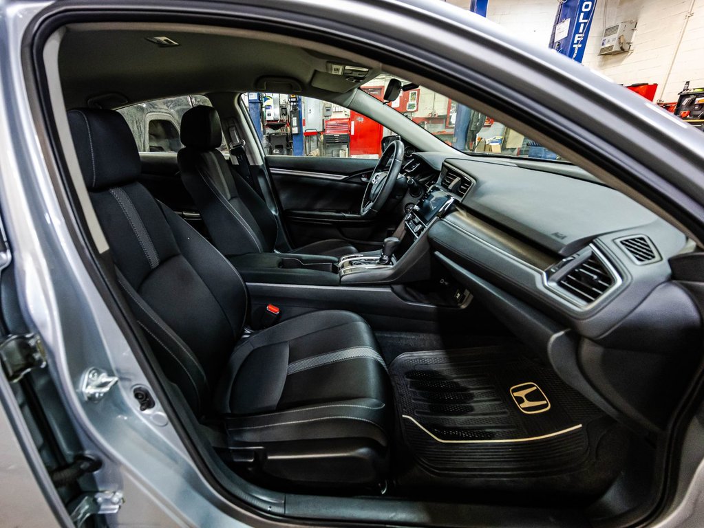 2021 Honda Civic Sedan LX in Montréal, Quebec - 17 - w1024h768px