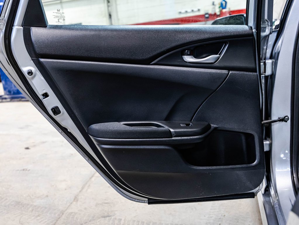 2021 Honda Civic Sedan LX in Montréal, Quebec - 12 - w1024h768px