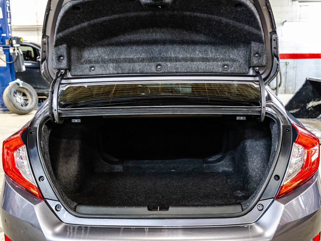 2021 Honda Civic Sedan EX in Montréal, Quebec - 16 - w1024h768px