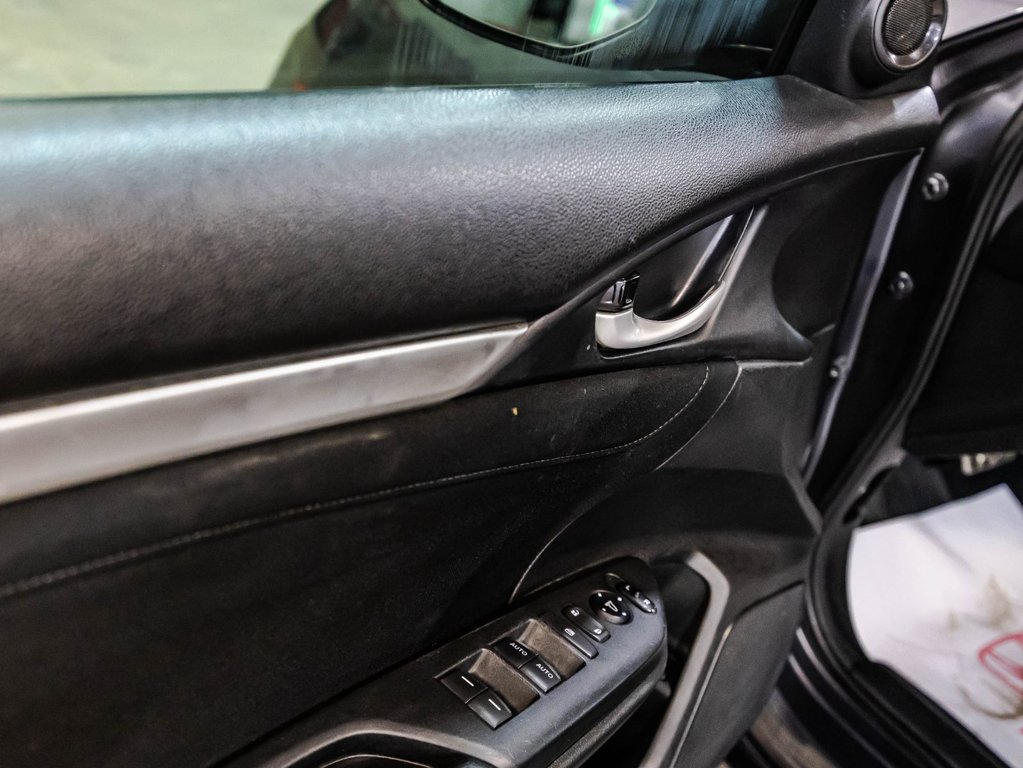 Honda Civic Sedan Sport 2021 à Montréal, Québec - 12 - w1024h768px