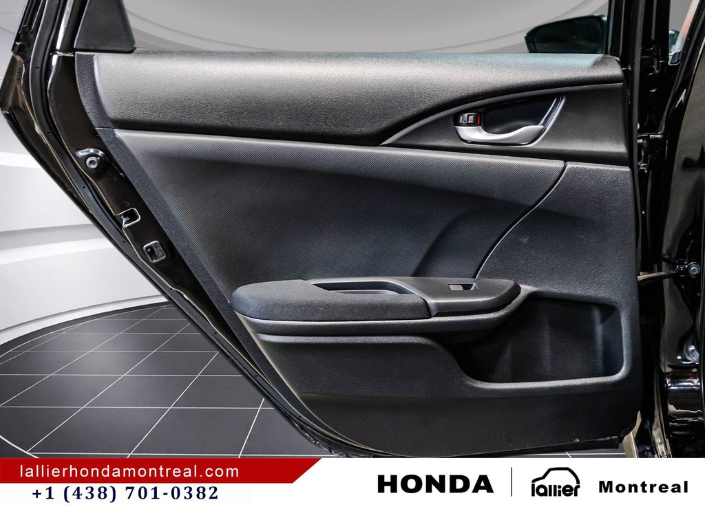 2021 Honda Civic Sedan LX in Montréal, Quebec - 12 - w1024h768px