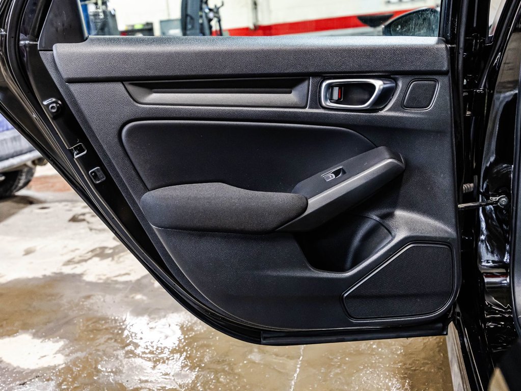 2022 Honda Civic Sedan Sport in Montréal, Quebec - 12 - w1024h768px