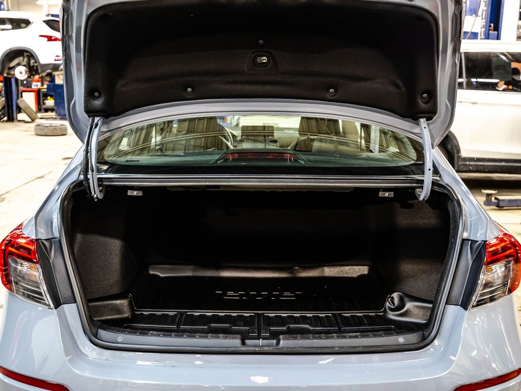 2022 Honda Civic Sedan Sport in Montréal, Quebec - 15 - w1024h768px