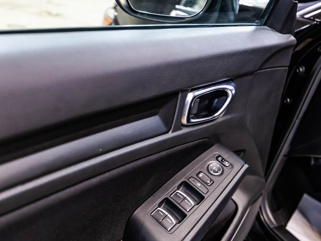 2022 Honda Civic Sedan LX in Montréal, Quebec - 11 - w1024h768px