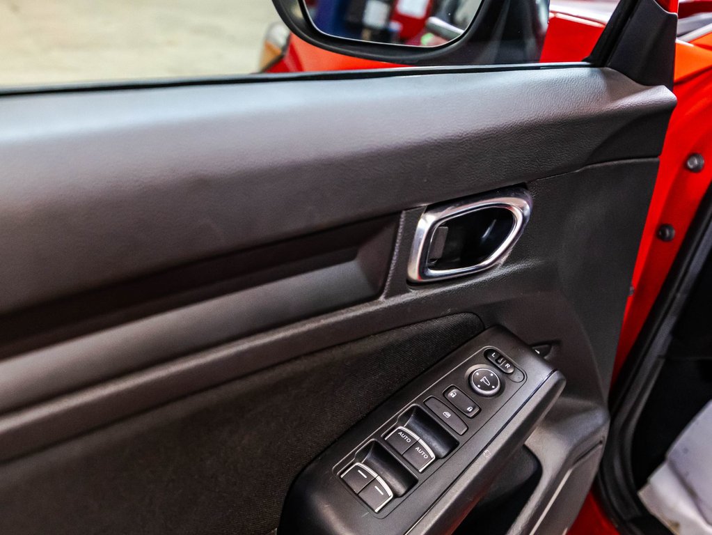 2022 Honda Civic Sedan Sport in Montréal, Quebec - 11 - w1024h768px