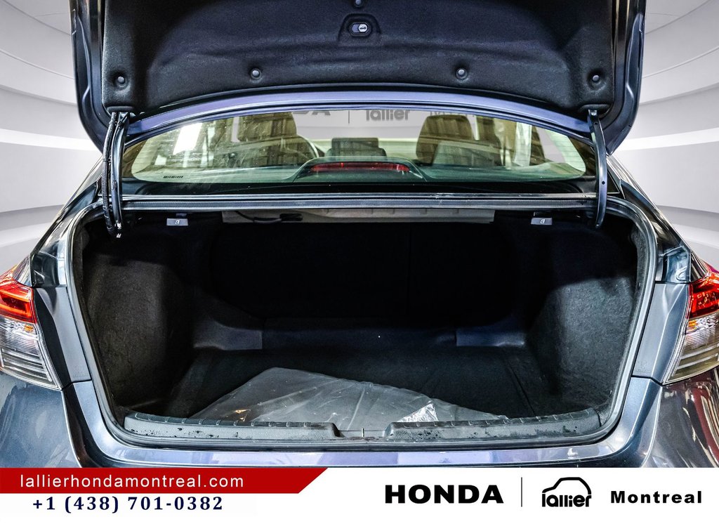 2022 Honda Civic Sedan EX in Montréal, Quebec - 15 - w1024h768px
