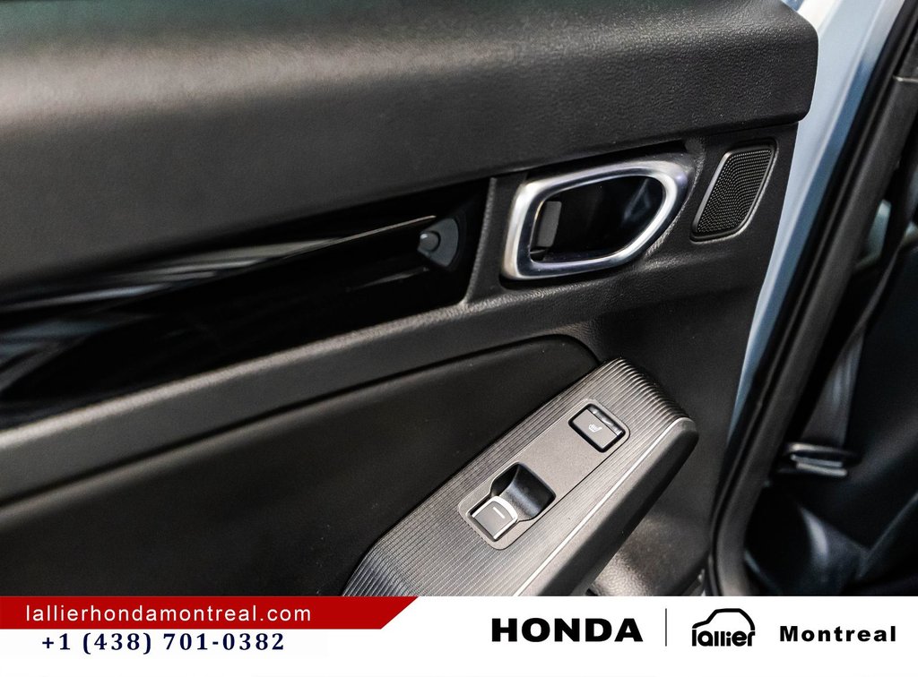 2022 Honda Civic Sedan Touring in Montréal, Quebec - 12 - w1024h768px