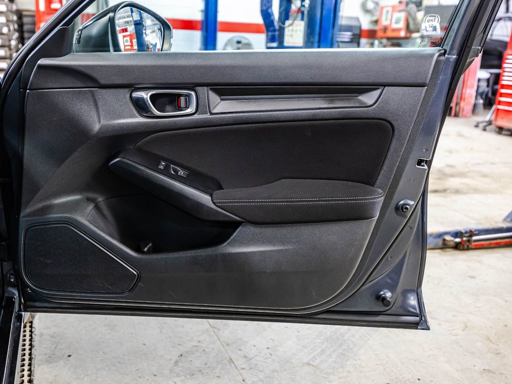 Honda Civic Sedan SPORT 2023 à Montréal, Québec - 16 - w1024h768px