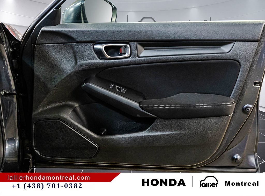 2023 Honda Civic Sedan LX in Montréal, Quebec - 16 - w1024h768px