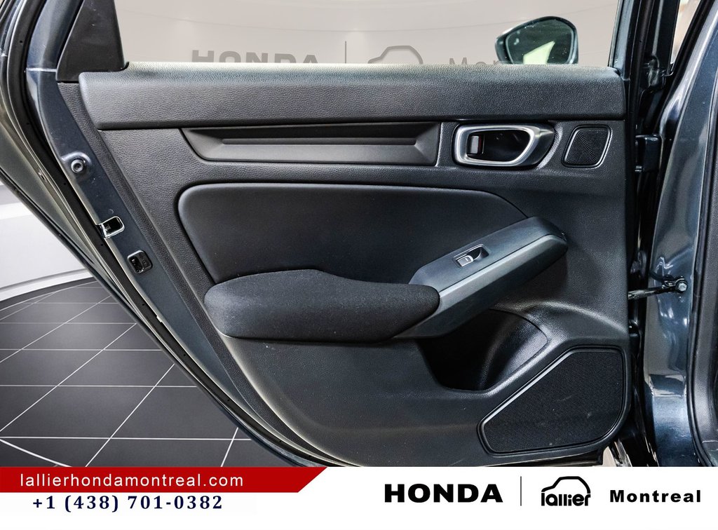 2023 Honda Civic Sedan LX in Montréal, Quebec - 12 - w1024h768px