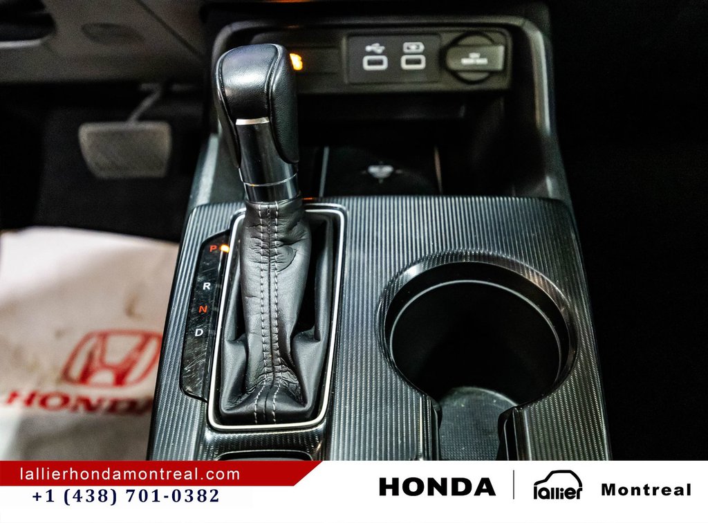 2023 Honda Civic Sedan Touring in Montréal, Quebec - 26 - w1024h768px