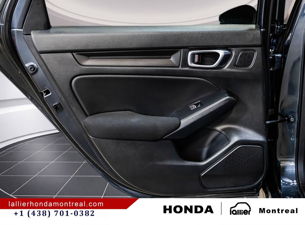 2023 Honda Civic Sedan SPORT in Montréal, Quebec - 12 - w1024h768px