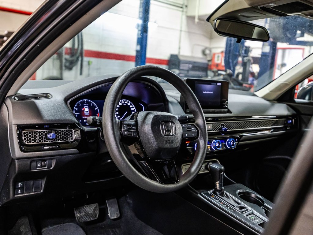 Honda Civic Sedan LX-B 2024 à , Québec - 19 - w1024h768px