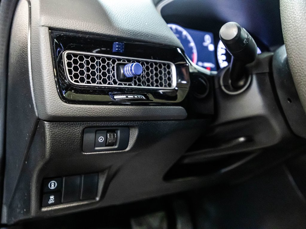 Honda Civic Sedan LX-B 2024 à , Québec - 20 - w1024h768px