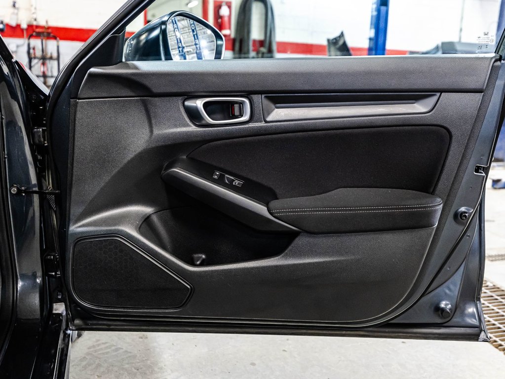 Honda Civic Sedan LX-B 2024 à Montréal, Québec - 16 - w1024h768px