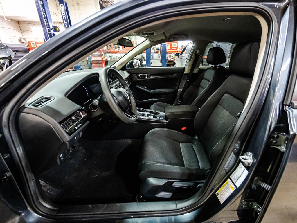 Honda Civic Sedan LX-B 2024 à Montréal, Québec - 18 - w1024h768px