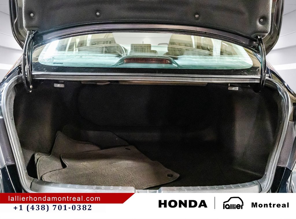 2024 Honda Civic Sedan LX-B in Montréal, Quebec - 15 - w1024h768px