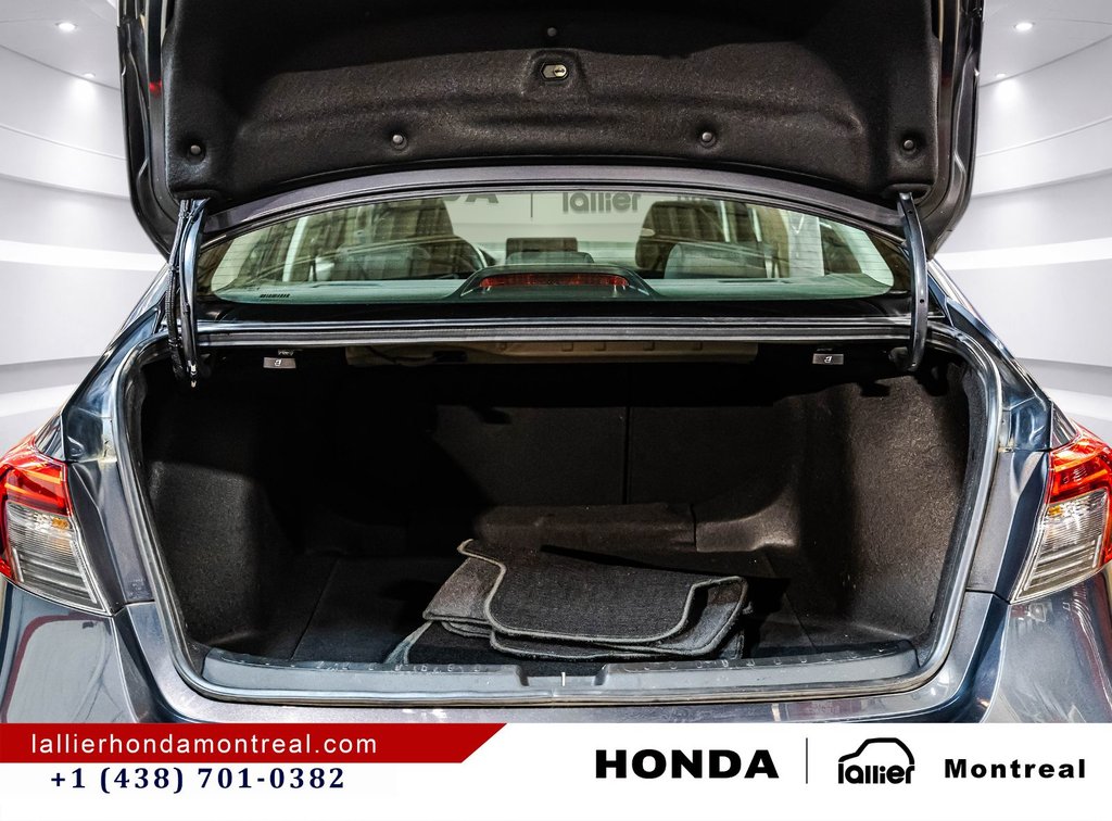 2024 Honda Civic Sedan EX in Montréal, Quebec - 15 - w1024h768px