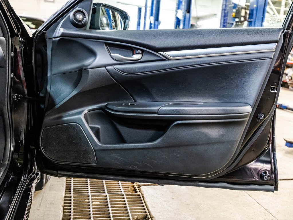 Honda Civic TOURING 2016 à Montréal, Québec - 17 - w1024h768px
