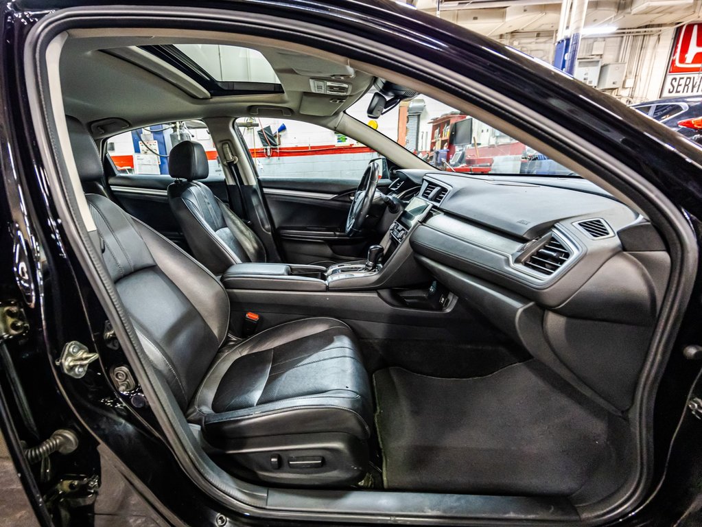 Honda Civic TOURING 2016 à Montréal, Québec - 18 - w1024h768px