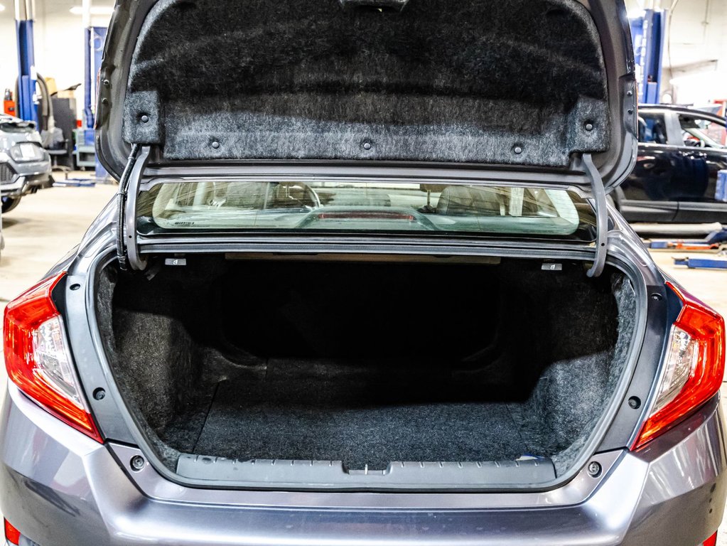 Honda Civic LX 2016 à Montréal, Québec - 15 - w1024h768px
