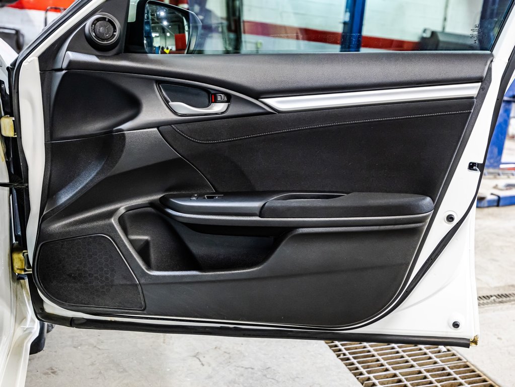 Honda Civic EX-T 2017 à , Québec - 17 - w1024h768px