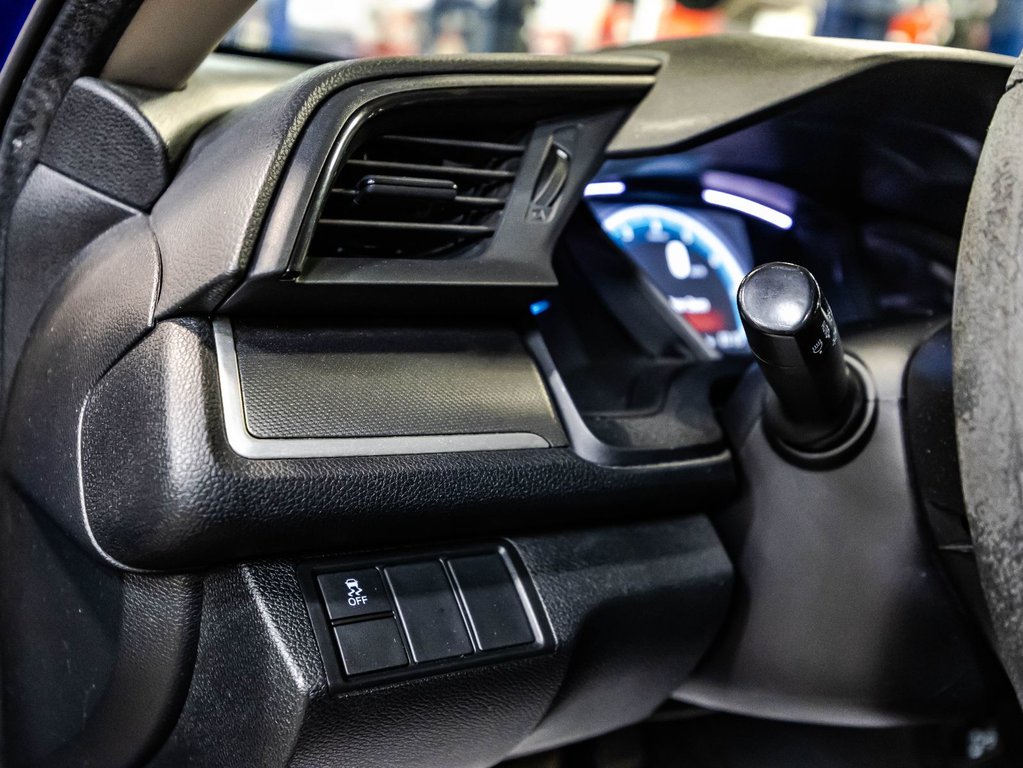 Honda Civic LX 2017 à , Québec - 20 - w1024h768px