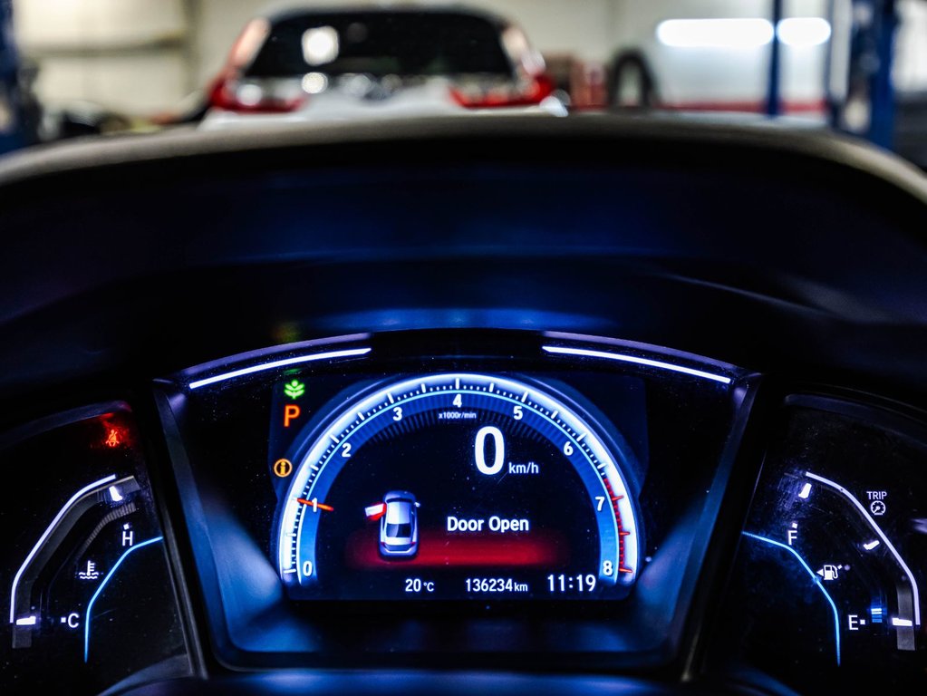 Honda Civic LX 2017 à , Québec - 22 - w1024h768px