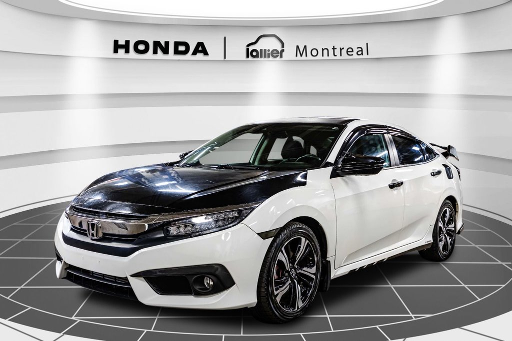 2018  Civic Touring in Montréal, Quebec - 3 - w1024h768px