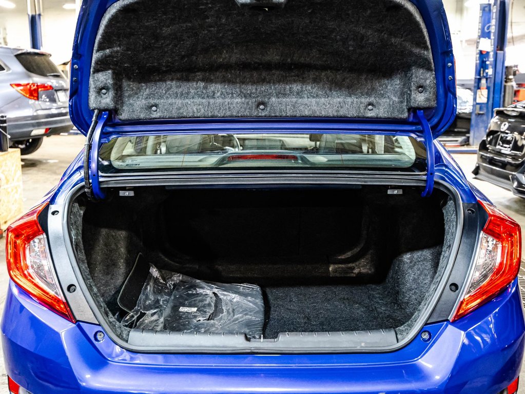2018 Honda Civic LX in Montréal, Quebec - 15 - w1024h768px