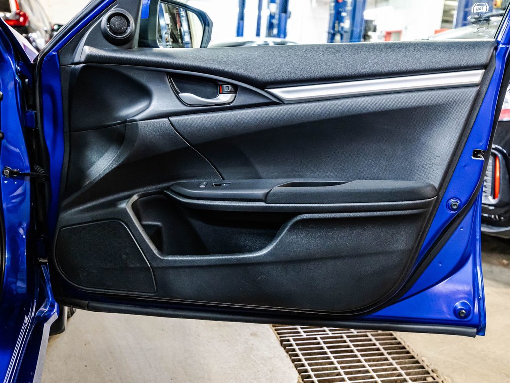 2018 Honda Civic LX in Montréal, Quebec - 16 - w1024h768px