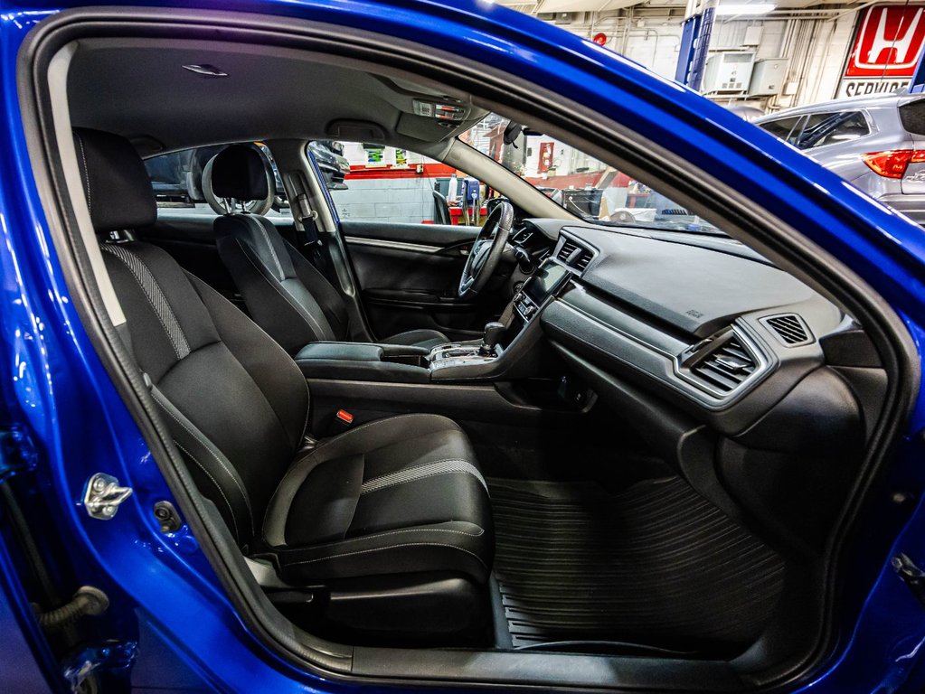 2018 Honda Civic LX in Montréal, Quebec - 17 - w1024h768px