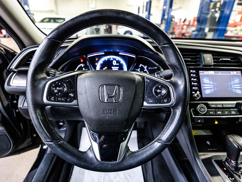 2019  Civic Touring in Montréal, Quebec - 23 - w1024h768px