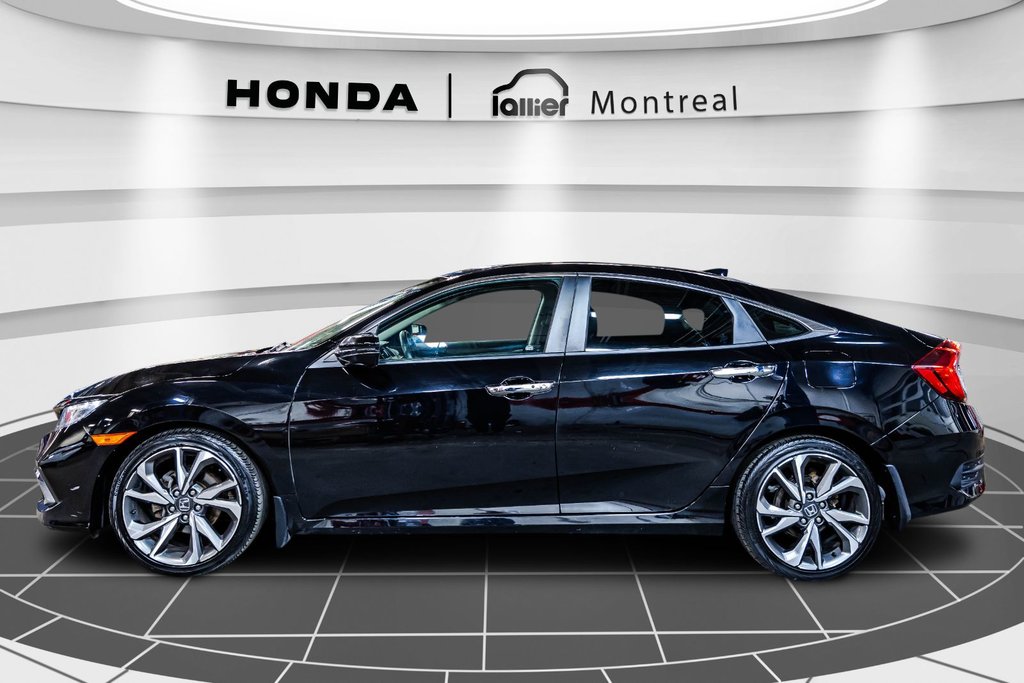 2019  Civic Touring in Montréal, Quebec - 4 - w1024h768px