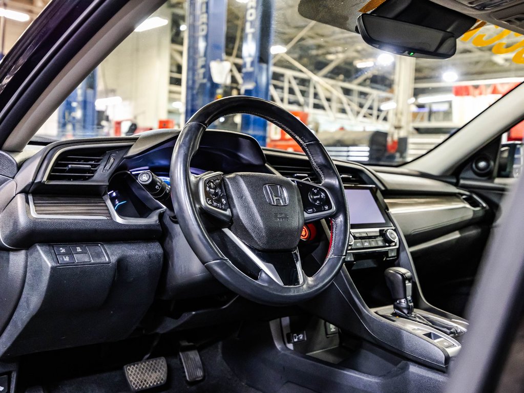 2019  Civic Touring in Montréal, Quebec - 21 - w1024h768px