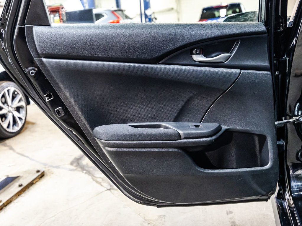 Honda Civic LX 2019 à Montréal, Québec - 12 - w1024h768px
